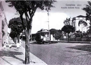 Bonde na Av. Andrade Neves em 1919 em Campinas